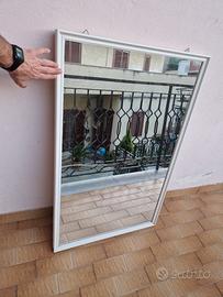 specchio con cornice da sarto per cameretta