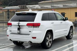 Jeep overland full optional