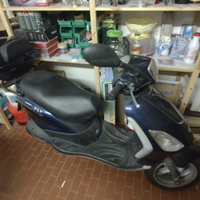 Scooter piaggio Fly 150