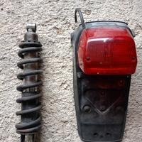 mono ammortizzatore e parafango fanale 