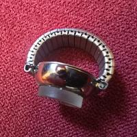 Anello orologio con cinturino elastico