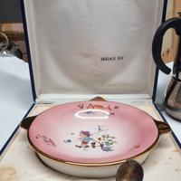 Piatto con serbatoio e cucchiaio in argento  vinta