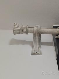 Riloga ad anelli in legno chiaro