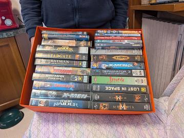 Lotto 22 VHS e DVD Cult Anni 90/00 