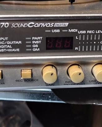 ROLAND SCD 70