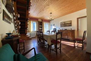 Villa di 168 m² con 5 locali e box auto a Auronzo 
