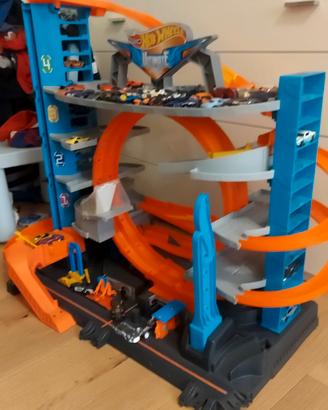Pista  auto   hot wheels come nuova 