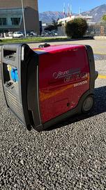 Generatore  Honda EU30i Inverter.
