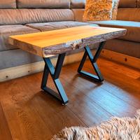 Tavolino artigianale in quercia massello e ferro