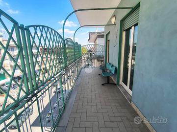 3 LOCALI A POMIGLIANO D'ARCO