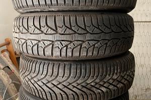 Gomme invernali termiche 175/65/15