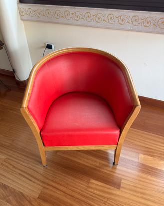 Poltroncine colorate in legno e pelle