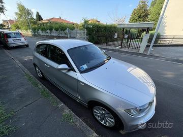 BMW 120d soli 99K km perfetta