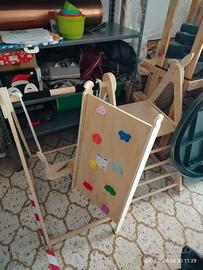 Giostra in legno con rampa e altalena 