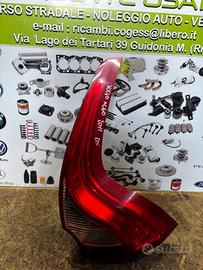 fanale posteriore laterale destro VOLVO XC60 2011
