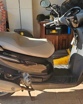 Piaggio carnaby 250ie