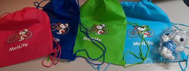 Snoopy Loto 4 Sacca e un Peluche nuove