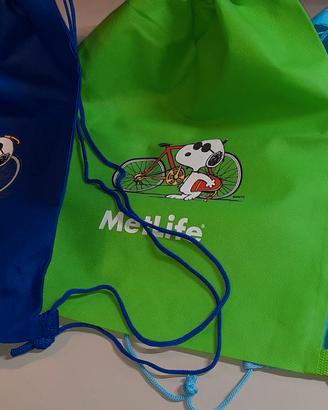 Snoopy Loto 4 Sacca e un Peluche nuove