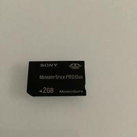 Memory stick pro duo sony 2 gb per psp