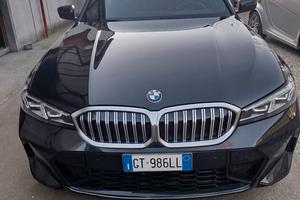 autovettura BMW  berlina 318i