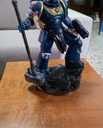 Warhammer 40k Titus Statuetta
