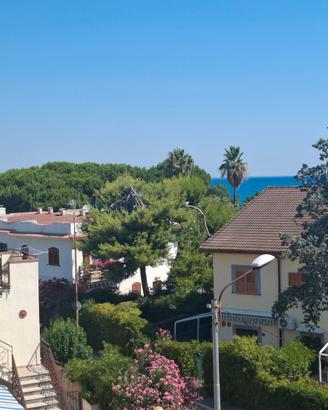 Roseto Capo Spulico mansarda vista mare