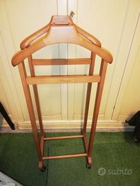 appendi abiti servomuto in legno porta di Roma 