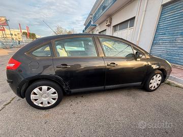 Auto citroen c4