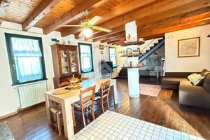 VILLA SINGOLA A DESENZANO DEL GARDA