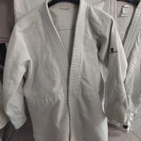 Tre kimono judo completi