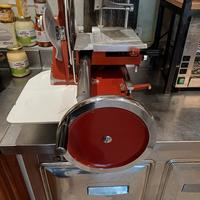 affettatrice a volano