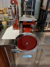 affettatrice a volano