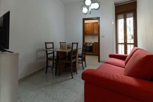 M.G.Home 2 A un passo da tutto (Casa vacanze)(b&b)