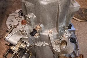 Alfa 147 jtdm 16v  Cambio 6m
