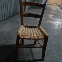 Sedia da bambini in paglia