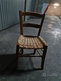 Sedia da bambini in paglia