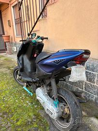 Yamaha aerox 50