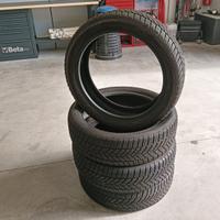 GOMME AUTO