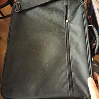 Borsa per PC grande  con sicurezze cinghie