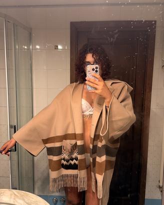 Mantella max mara