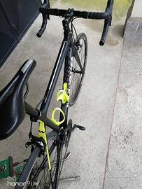 Bici corsa Wistle Sauk Shimano 105 carbon €700 