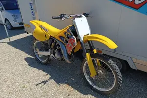 Suzuki rm 125 (1993 CARPI MOTORS)