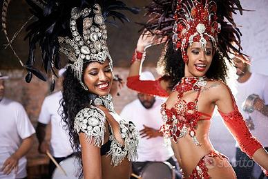 Ballerine ballerini Brasiliane show mangiafuoco