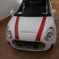 mini Cooper elettrica per bambini con telecomando