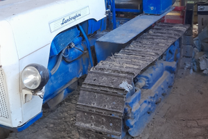 Trattore Cingolato tipo montagna