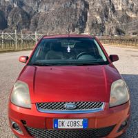 FORD Fiesta 1.4 TDCI 5P. TITANIUM (OK NEOPATENTI)