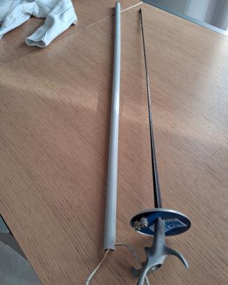 fioretto scherma con cavi elettrici 