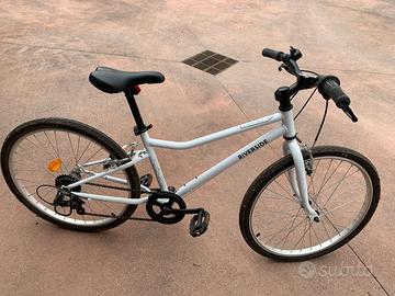 Bicicletta "RIVERSIDE" per ragazza.