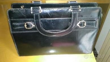 Borsa vintage in pelle nera