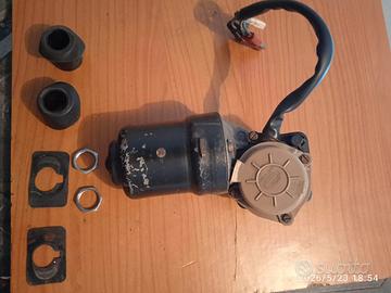 Braccetti tergicristallo e motorino per Fiat 124